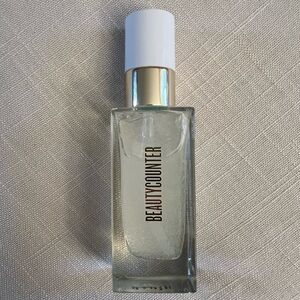 Beautycounter Glow First Priming Serum